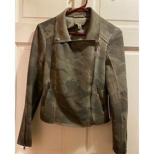 NWT Anthropologie Marrakech Womens XSmall Green Faux Suede Camo Moto Jacket
